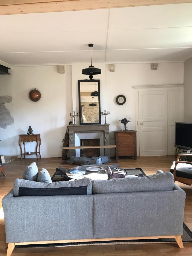 Golf Val De Sorne Vernantois Maison Vigneronne Екстериор снимка