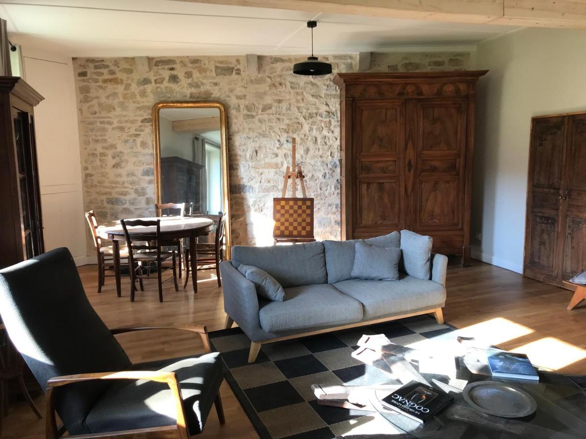 Golf Val De Sorne Vernantois Maison Vigneronne Екстериор снимка